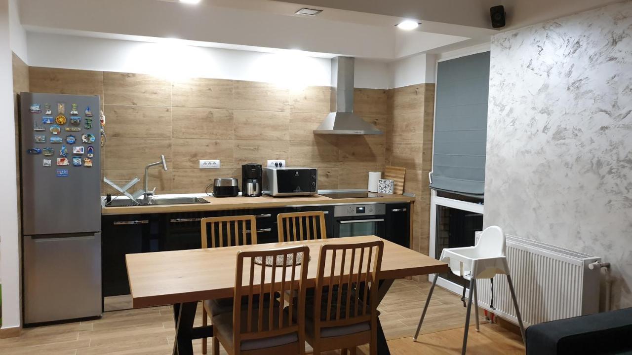 Criss Apartament سِنايا المظهر الخارجي الصورة