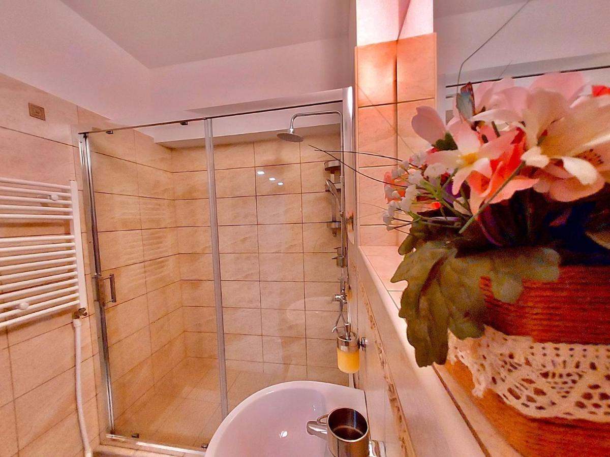 Criss Apartament سِنايا المظهر الخارجي الصورة