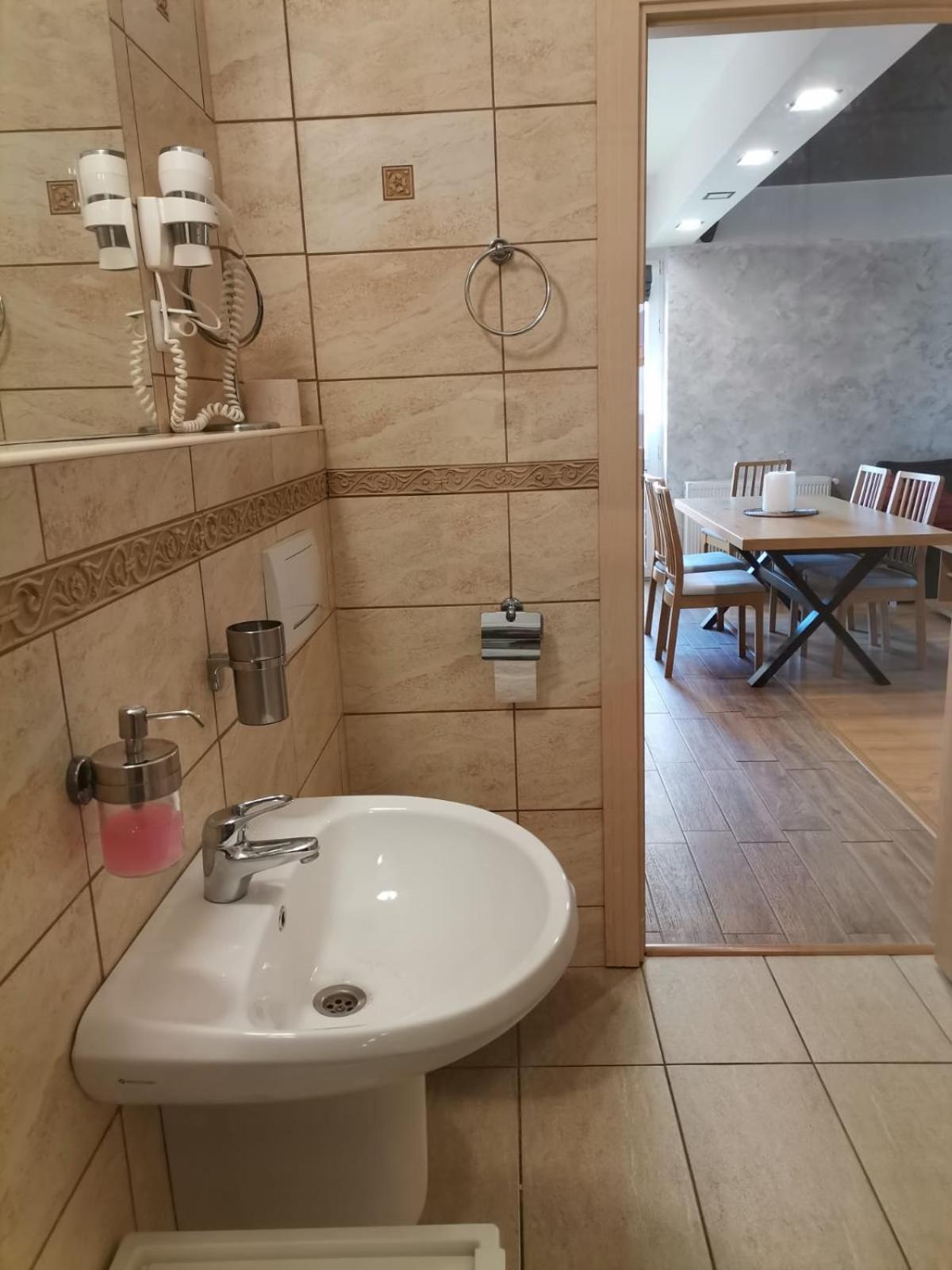 Criss Apartament سِنايا المظهر الخارجي الصورة
